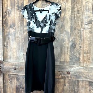 White House Black Market 
Black&Off White Floral Belted Cocktail Dress  Size 6